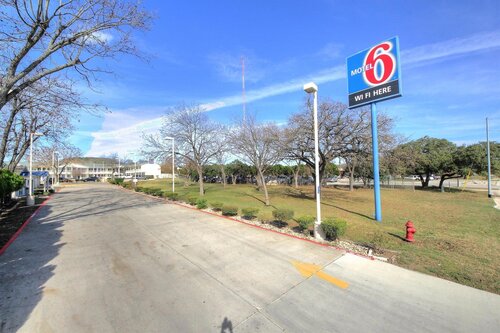 Motel 6 Kerrville