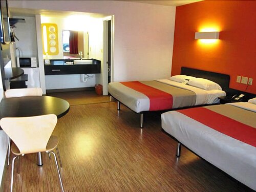 Motel 6 Sulphur Springs