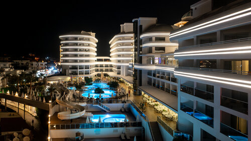 Laguna Beach Alya Resort & Spa Hotel