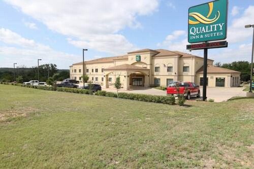 Quality Inn And Suites Glen Rose