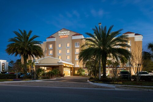 Fairfield Inn & Suites by Marriott Butler Blvd