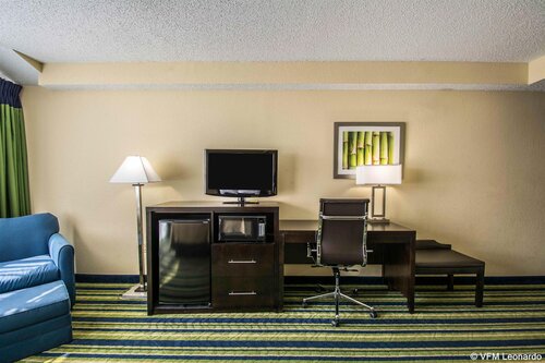 Comfort Inn & Suites Lantana - West Palm Beach Sou