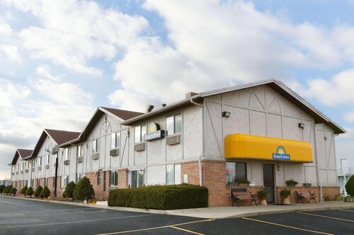Days Inn by Wyndham Wallaceburg