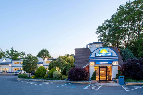 Days Inn By Wyndham Nanuet / Spring Valley