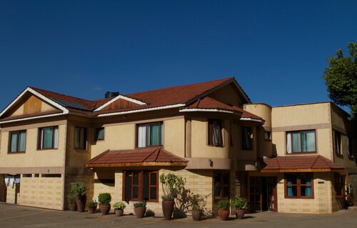 Osinkirri Hotel Kilimani