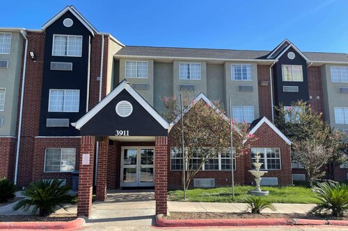 Super 8 by Wyndham San Antonio Downtown NE