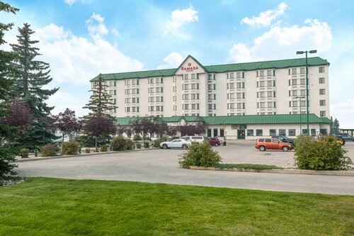 Divya Sutra Plaza & CC Calgary Airport