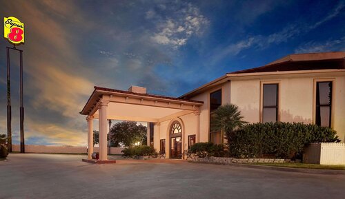 Super 8 By Wyndham Corpus Christi Northwest