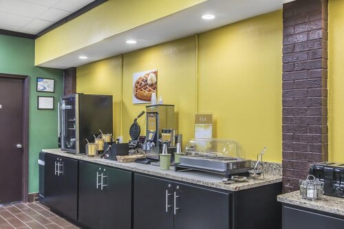 Quality Inn Hinesville - Fort Stewart Area