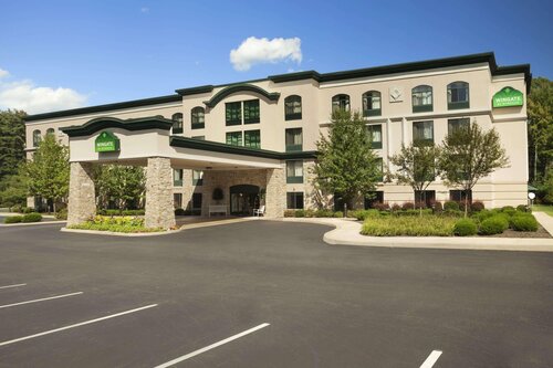 Comfort Inn & Suites Lake George