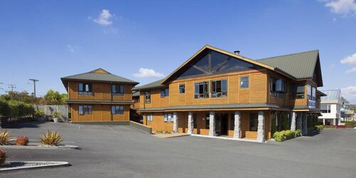 Lakefront Lodge Taupo