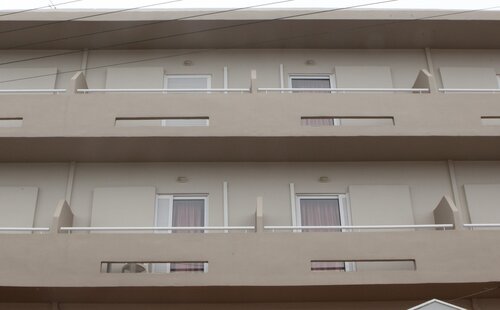 Stella Paradise by Checkin