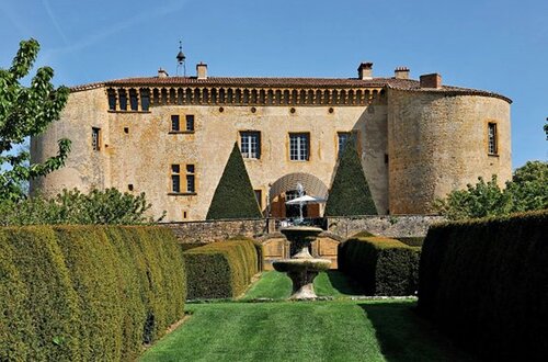 Chateau De Bagnols