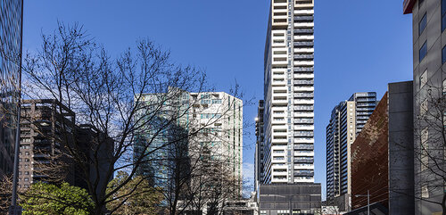 Oaks Melbourne Southbank Suites