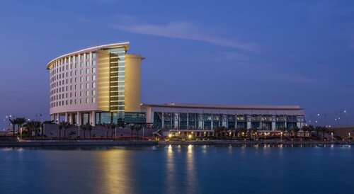 Bay La Sun Hotel and Marina