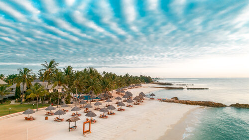 Hotel White Sands Resort and Conference Centre