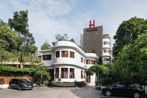 House Sangkuriang Bandung