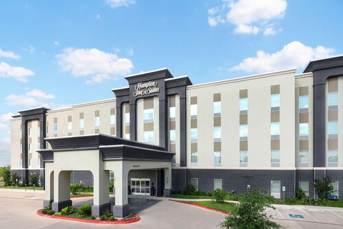 Hampton Inn & Suites San Antonio Brooks City Base 