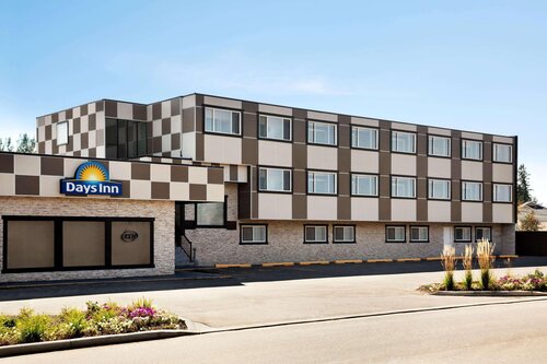 Days Inn by Wyndham Sylvan Lake