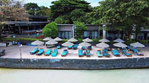 Casa De Mar Resort (SHA Extra+)