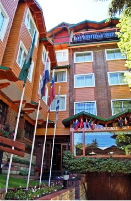 Ruca Cheli Village Ski Hotel