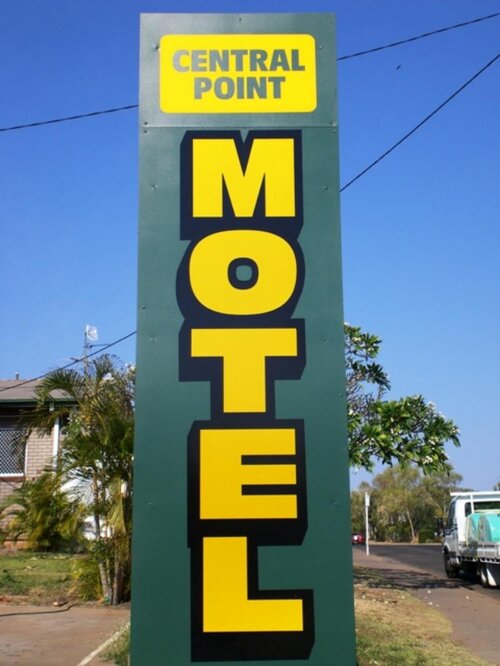 Central Point Motel