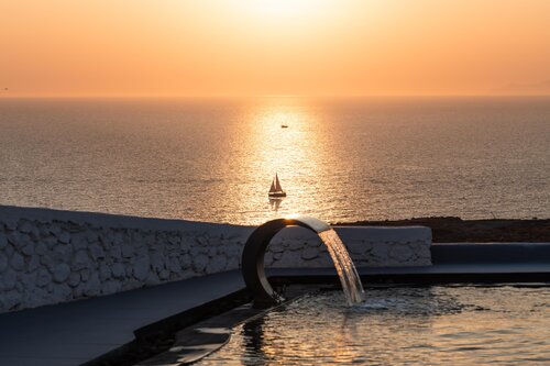 Serenita Luxury Suites