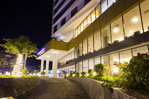 Star City Hotel & Condotel Beachfront Nha Trang