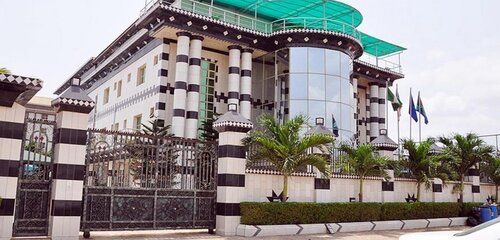 Royalview Hotel and Suites