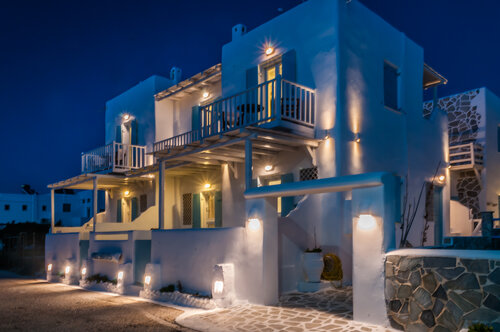 Niki Savvas Rooms & Studios