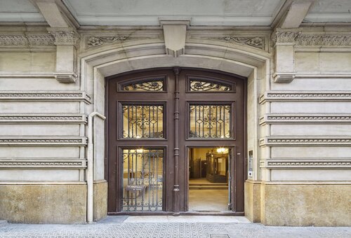 Mayerling Abamita Apartments