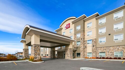 Best Western Plus Okotoks Inn & Suites
