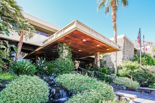 GeoHoliday Club at Palm Springs Tennis Club