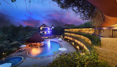 Uday Suites Garden Hotel