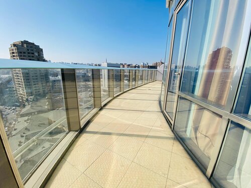 Parkside Hotel & Apartments