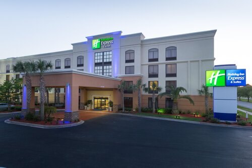 Holiday Inn Express & Suites Jacksonville Airport