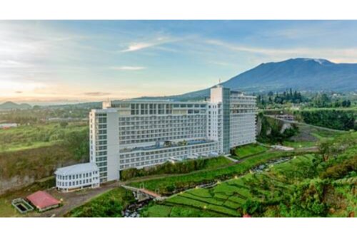 Le Eminence Puncak Hotel Convention and Resort