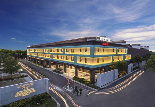 Courtyard Shanghai Intl Tourism and Resorts Zone