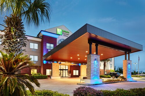 Holiday Inn Express & Suites Panama City-Tyndall