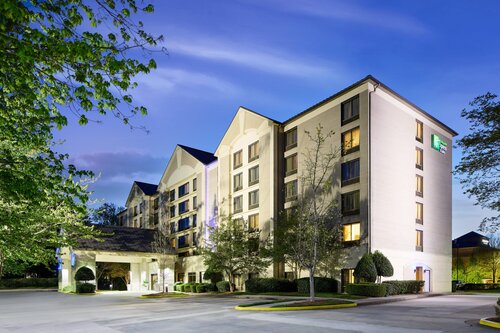 Holiday Inn Express and Suites Alpharetta Windward