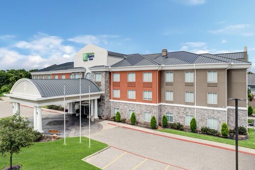 Holiday Inn Express & Suites Clute - Lake Jackson