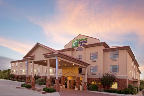 Holiday Inn Express and Suites Kerrville