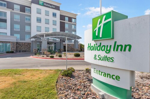 Holiday Inn Hotel and Suites Waco Northwest