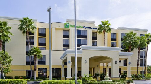 Holiday Inn Express and Suites Kendall East Miami
