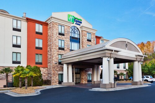 Holiday Inn Express and Suites Rome