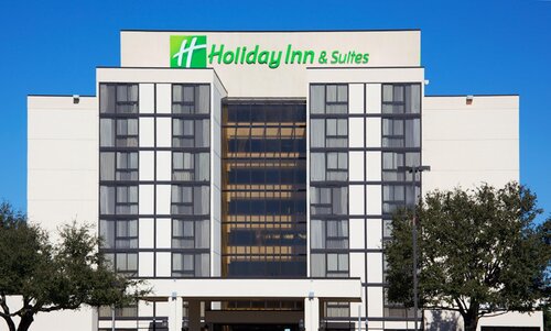 Holiday Inn & Suites Beaumont-Plaza (I-10 & Walden