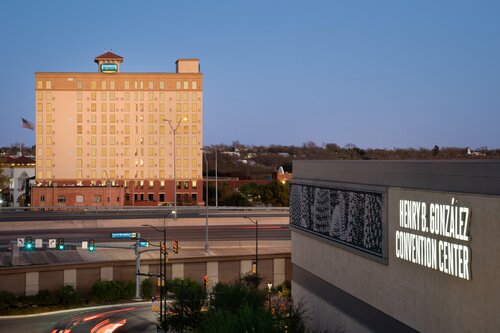 Staybridge Suites San Antonio Downtown Conv Ctr