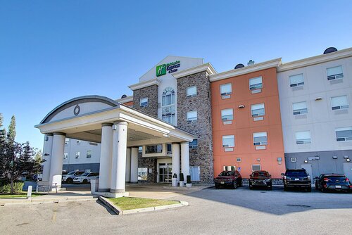 Holiday Inn Express and Suites Airport Calgary