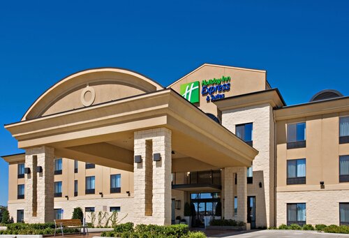 Holiday Inn Express and Suites Wichita Falls
