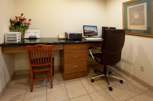 Holiday Inn Express Hotel and Suites Zapata